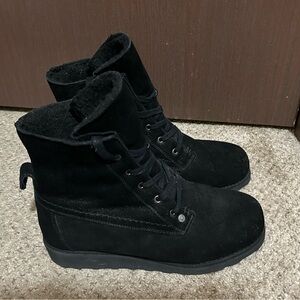 Bearpaw KRISTA women’s 10 black suede heeled booties